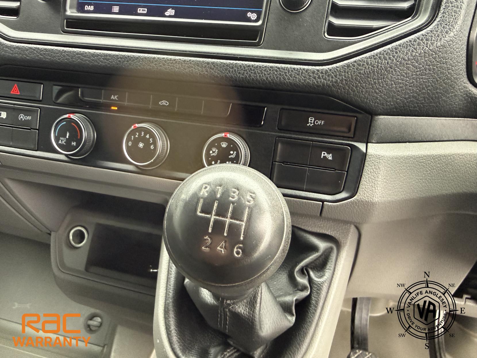 Volkswagen Crafter 2.0 TDI CR35 Trendline Panel Van 5dr Diesel Manual FWD LWB High Roof Euro 6 (s/s) (140 ps)