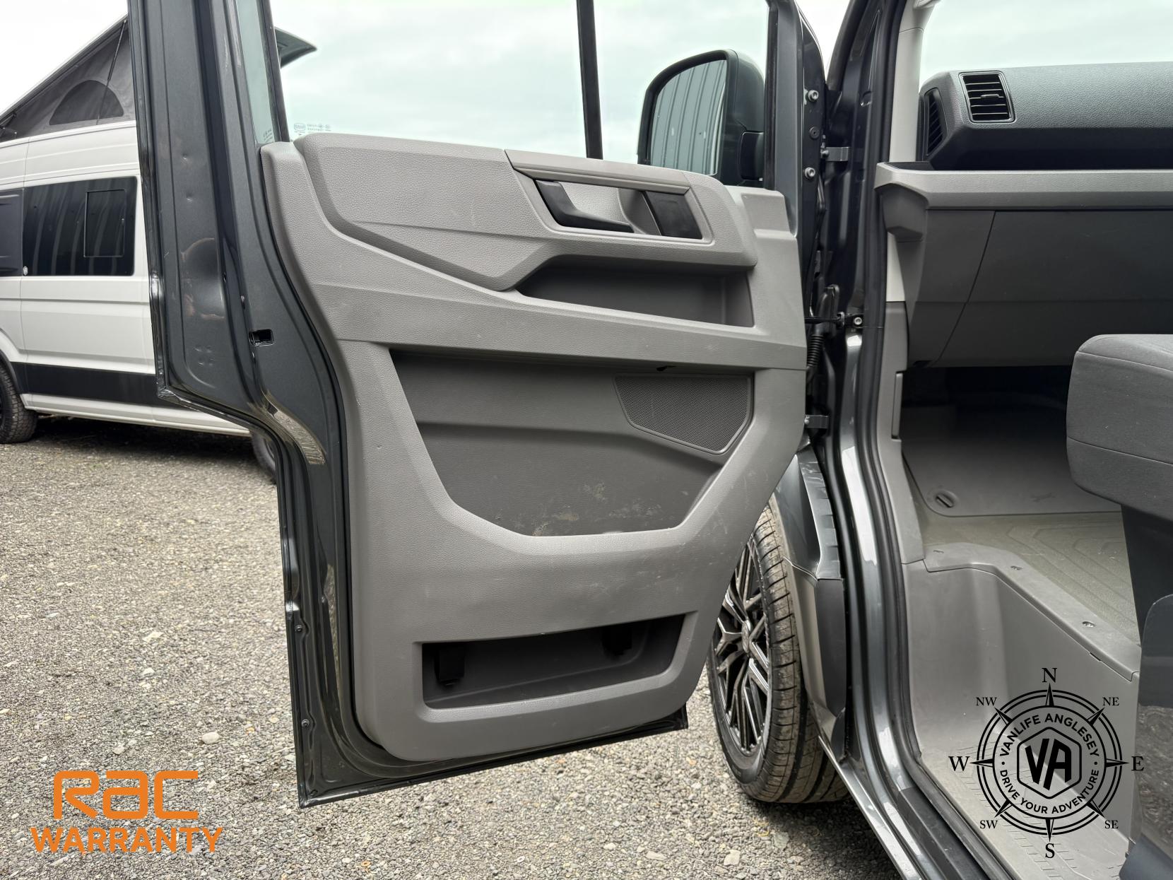 Volkswagen Crafter 2.0 TDI CR35 Trendline Panel Van 5dr Diesel Manual FWD LWB High Roof Euro 6 (s/s) (140 ps)