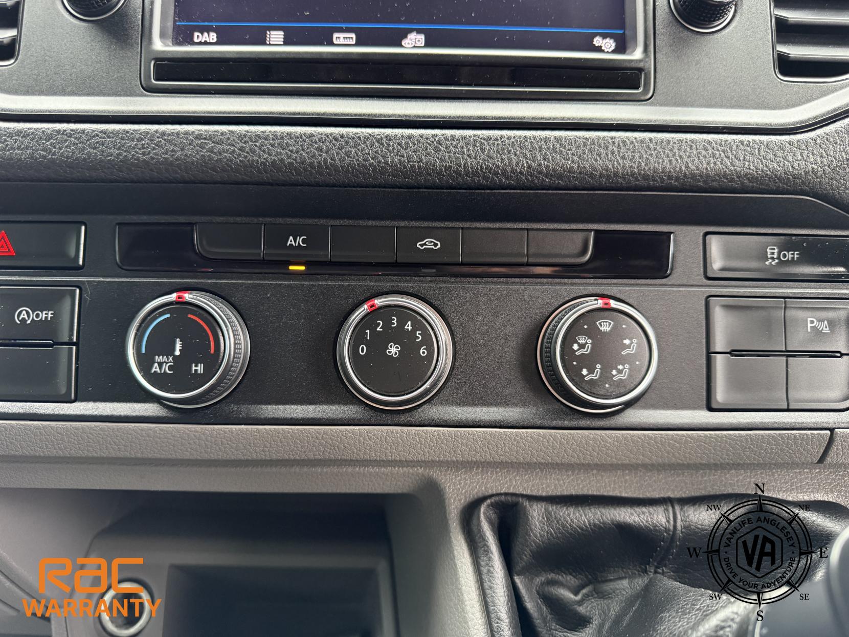 Volkswagen Crafter 2.0 TDI CR35 Trendline Panel Van 5dr Diesel Manual FWD LWB High Roof Euro 6 (s/s) (140 ps)