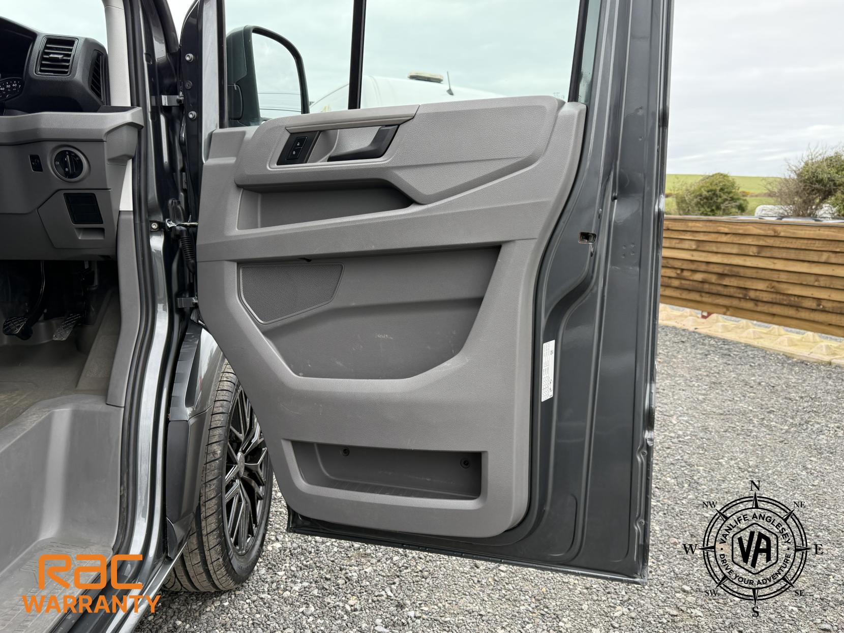 Volkswagen Crafter 2.0 TDI CR35 Trendline Panel Van 5dr Diesel Manual FWD LWB High Roof Euro 6 (s/s) (140 ps)