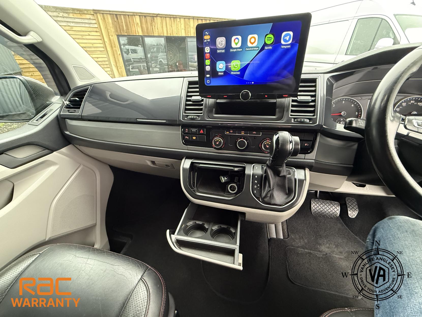 Volkswagen Transporter  2.0 BiTDI T32 BlueMotion Tech Highline Kombi Double Cab 5dr Diesel DSG FWD SWB Euro 6 (s/s) (204 ps)