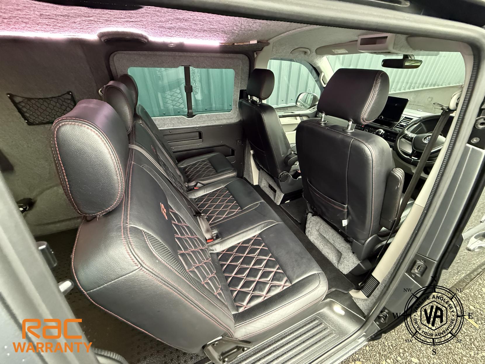 Volkswagen Transporter  2.0 BiTDI T32 BlueMotion Tech Highline Kombi Double Cab 5dr Diesel DSG FWD SWB Euro 6 (s/s) (204 ps)