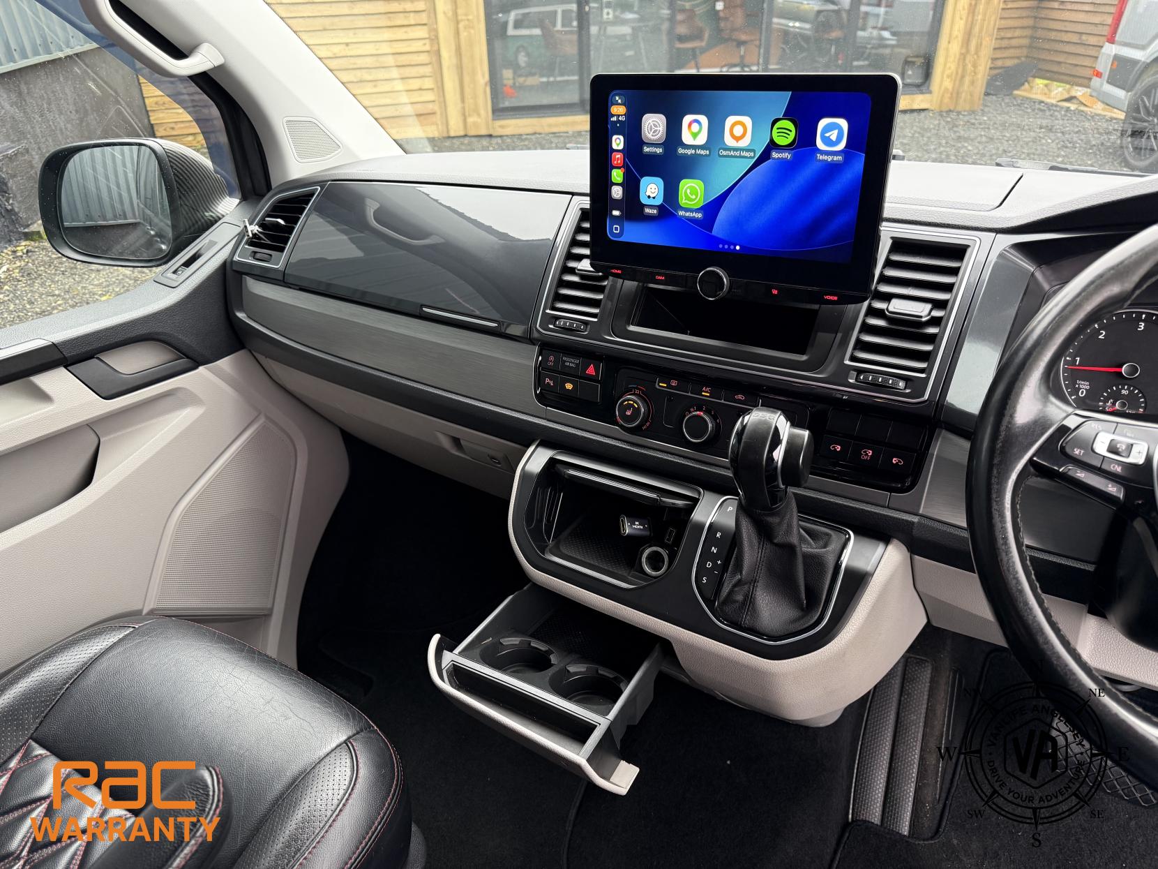 Volkswagen Transporter  2.0 BiTDI T32 BlueMotion Tech Highline Kombi Double Cab 5dr Diesel DSG FWD SWB Euro 6 (s/s) (204 ps)