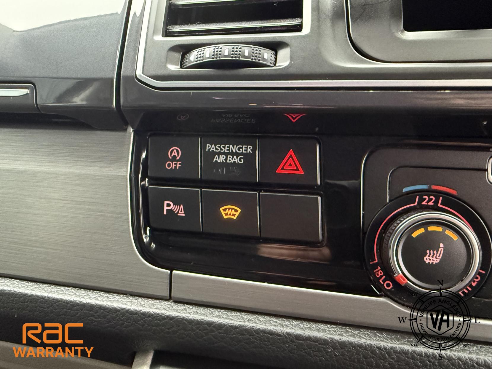 Volkswagen Transporter  2.0 BiTDI T32 BlueMotion Tech Highline Kombi Double Cab 5dr Diesel DSG FWD SWB Euro 6 (s/s) (204 ps)