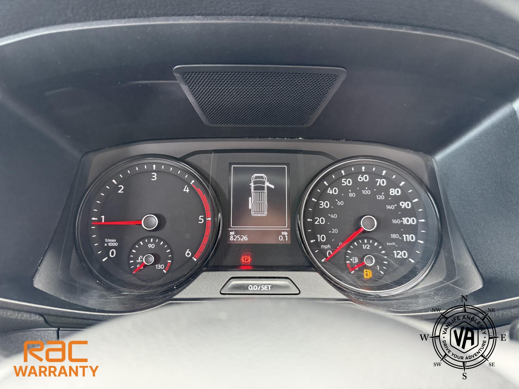 Volkswagen Crafter Diesel heater-Toilet-Sink-Hob-Fix bed-Wardrobe-Overhead lockers- Aircon