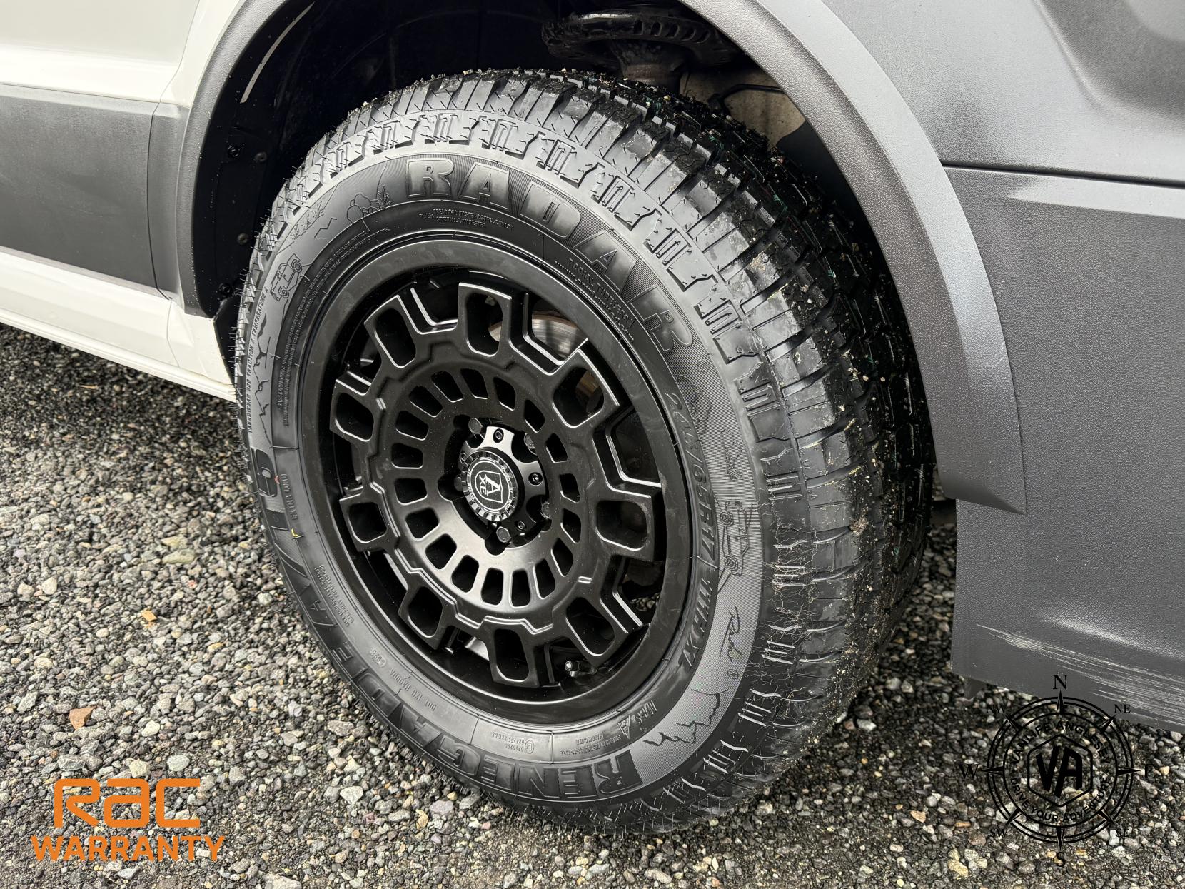 Volkswagen Crafter Diesel heater-Toilet-Sink-Hob-Fix bed-Wardrobe-Overhead lockers- Aircon