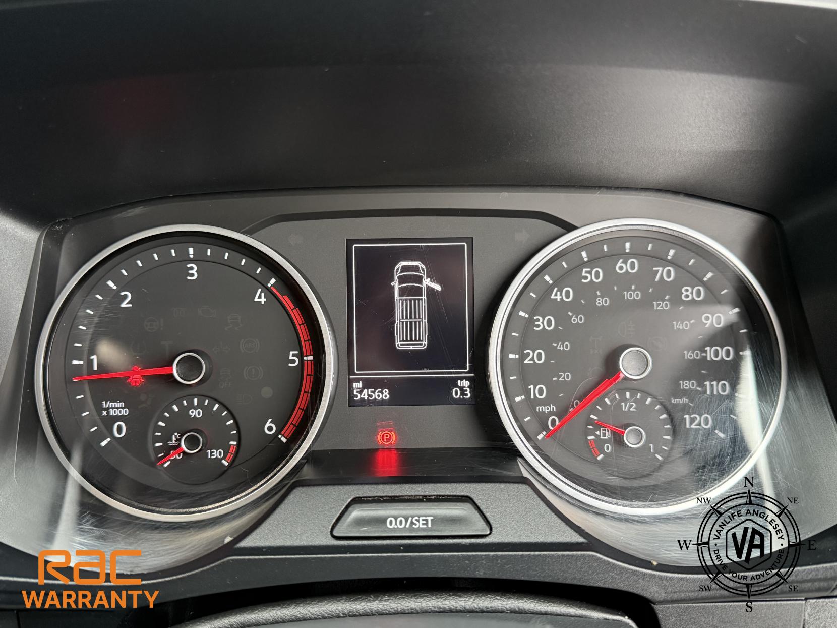 Volkswagen Crafter Diesel heater-Toilet-Sink-Hob-Fix bed-Wardrobe-Overhead lockers-Aircon-Satnav