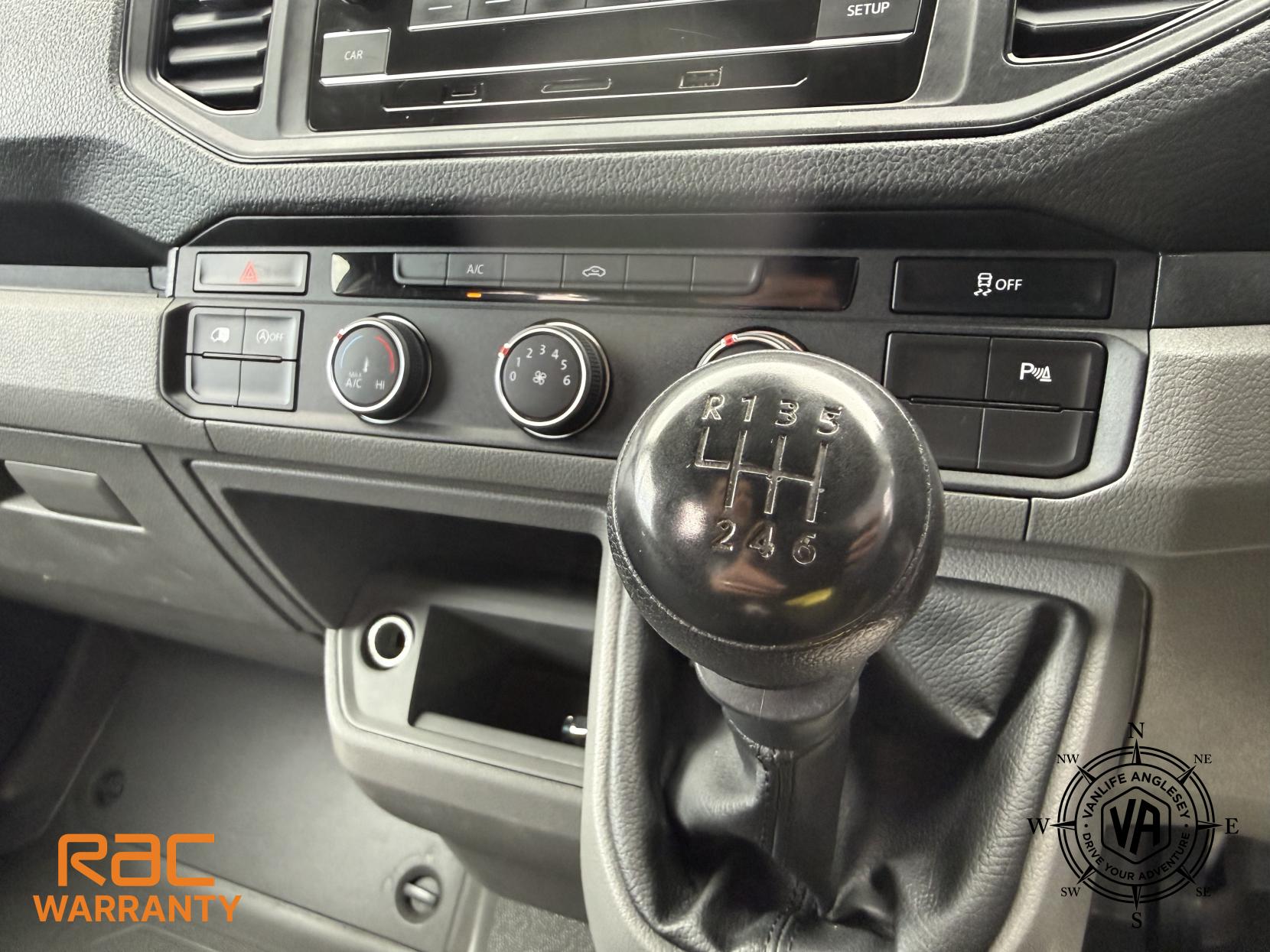 Volkswagen Crafter Diesel heater-Toilet-Sink-Hob-Fix bed-Wardrobe-Overhead lockers- Aircon