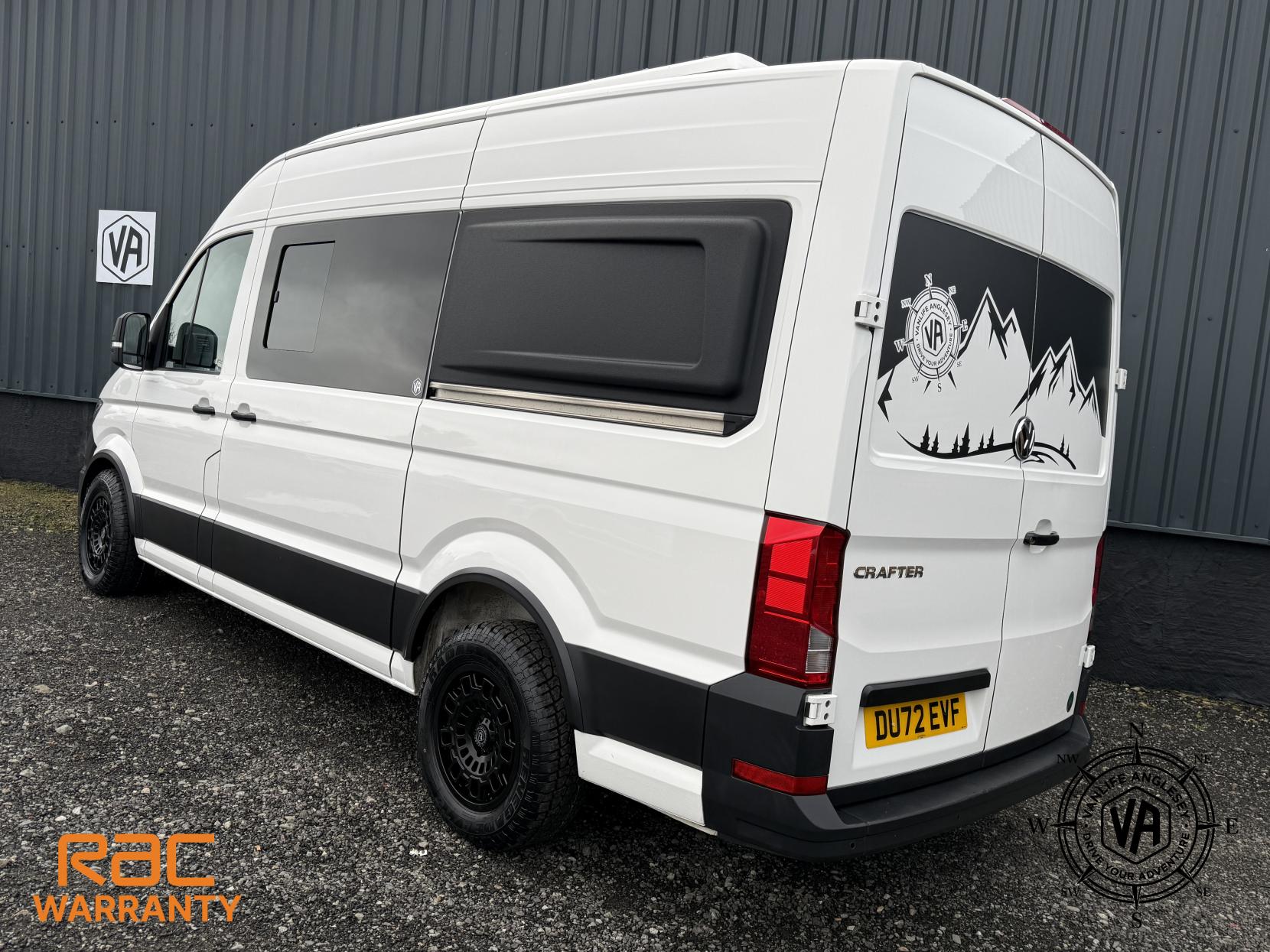 Volkswagen Crafter Diesel heater-Toilet-Sink-Hob-Fix bed-Wardrobe-Overhead lockers- Aircon