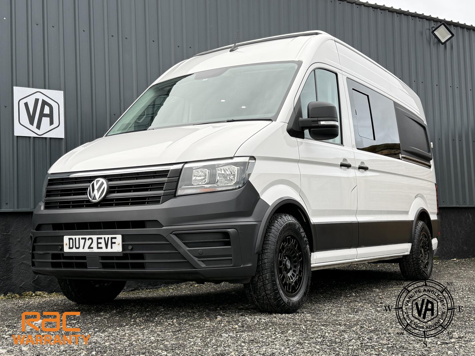 Volkswagen Crafter Diesel heater-Toilet-Sink-Hob-Fix bed-Wardrobe-Overhead lockers- Aircon