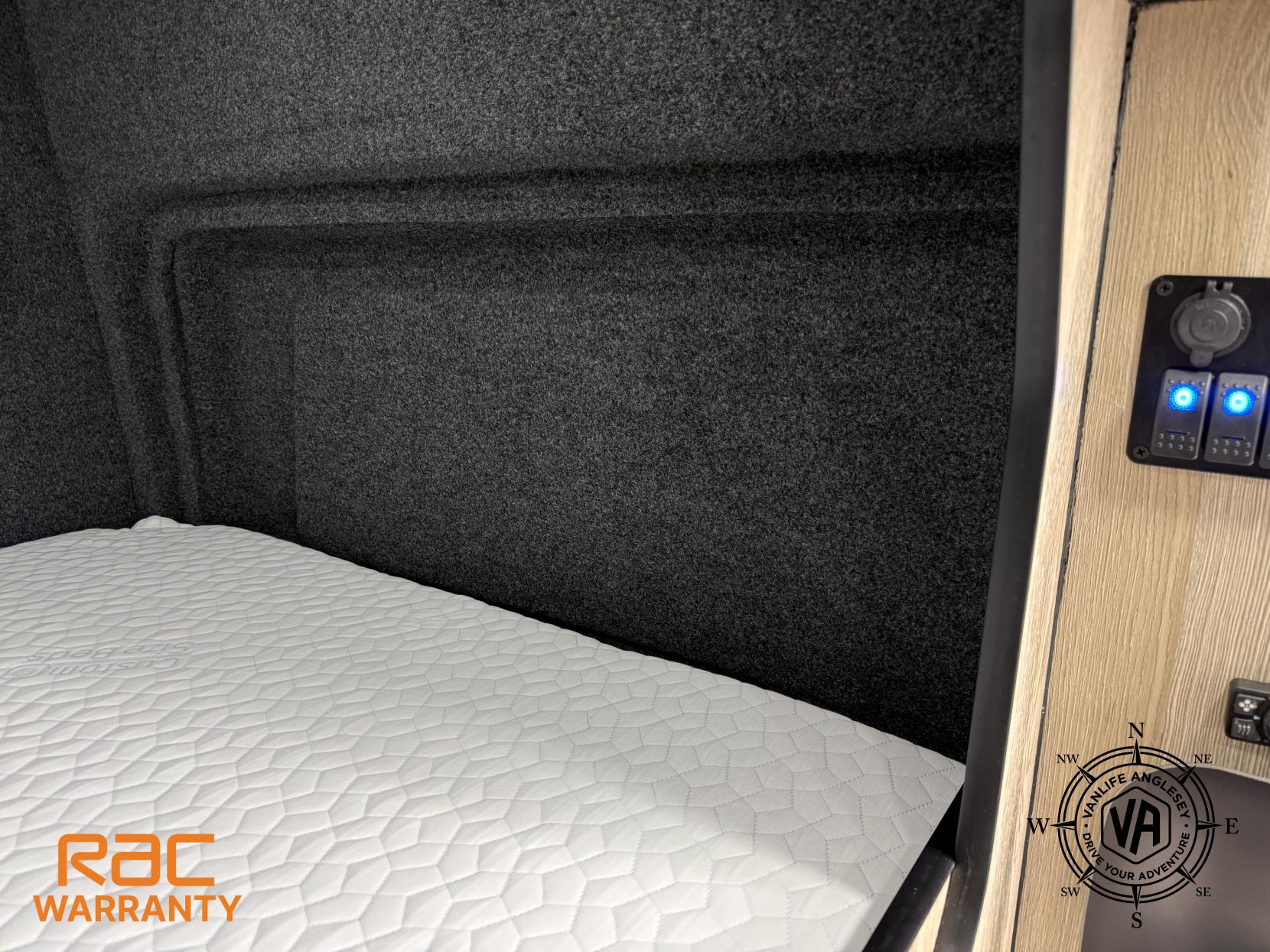 Volkswagen Crafter Diesel heater-Toilet-Sink-Hob-Fix bed-Wardrobe-Overhead lockers- Aircon