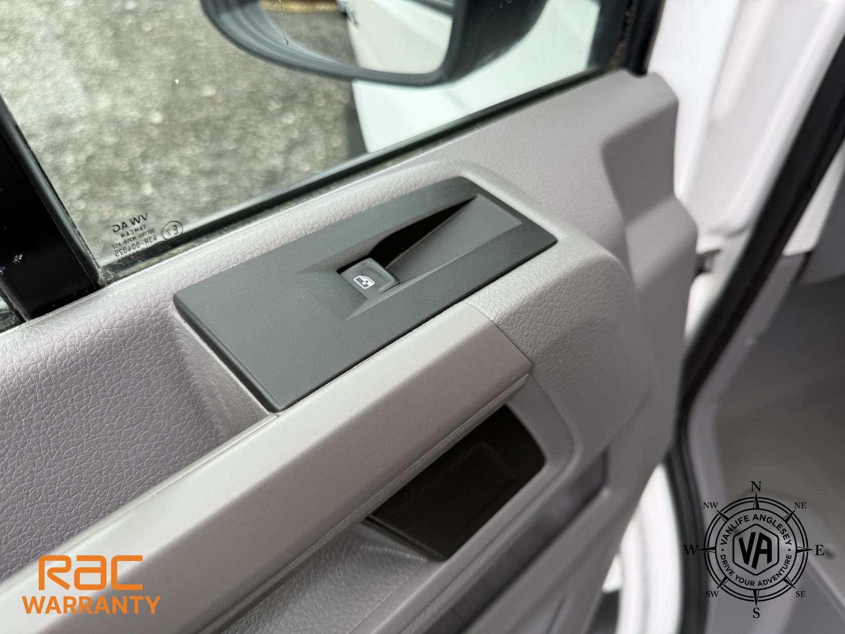 Volkswagen Crafter Diesel heater-Toilet-Sink-Hob-Fix bed-Wardrobe-Overhead lockers- Aircon