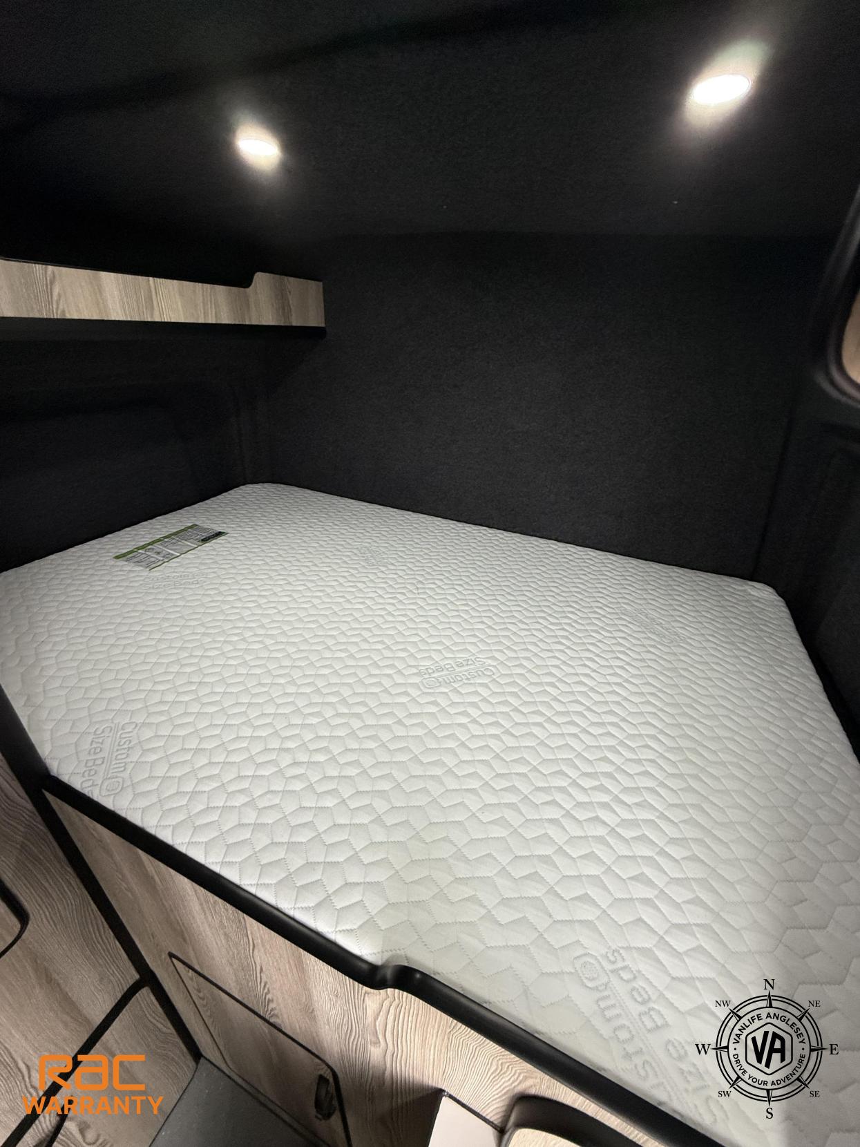 Volkswagen Crafter Diesel heater-Toilet-Sink-Hob-Fix bed-Wardrobe-Overhead lockers-Aircon-Satnav