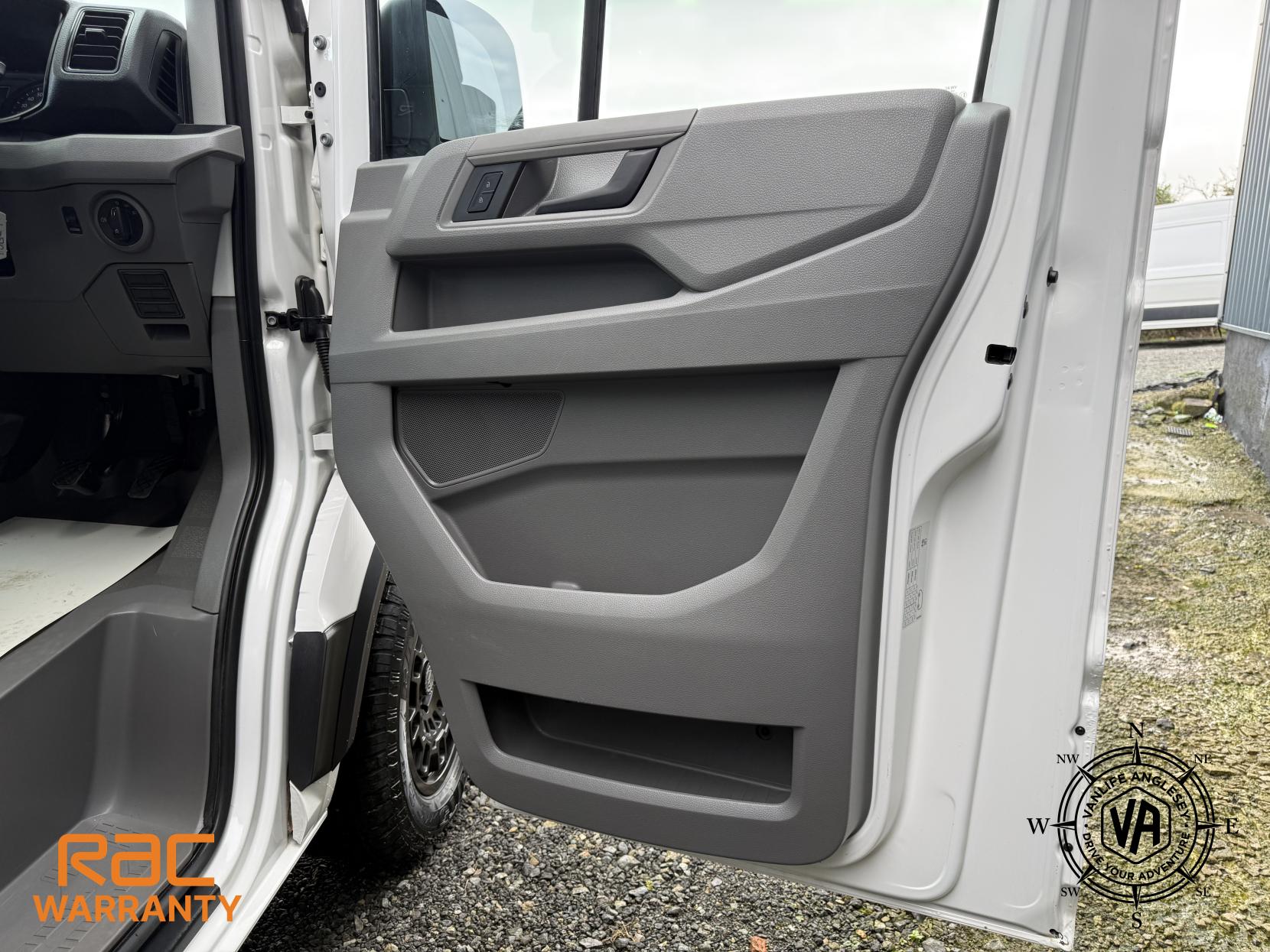 Volkswagen Crafter Diesel heater-Toilet-Sink-Hob-Fix bed-Wardrobe-Overhead lockers- Aircon