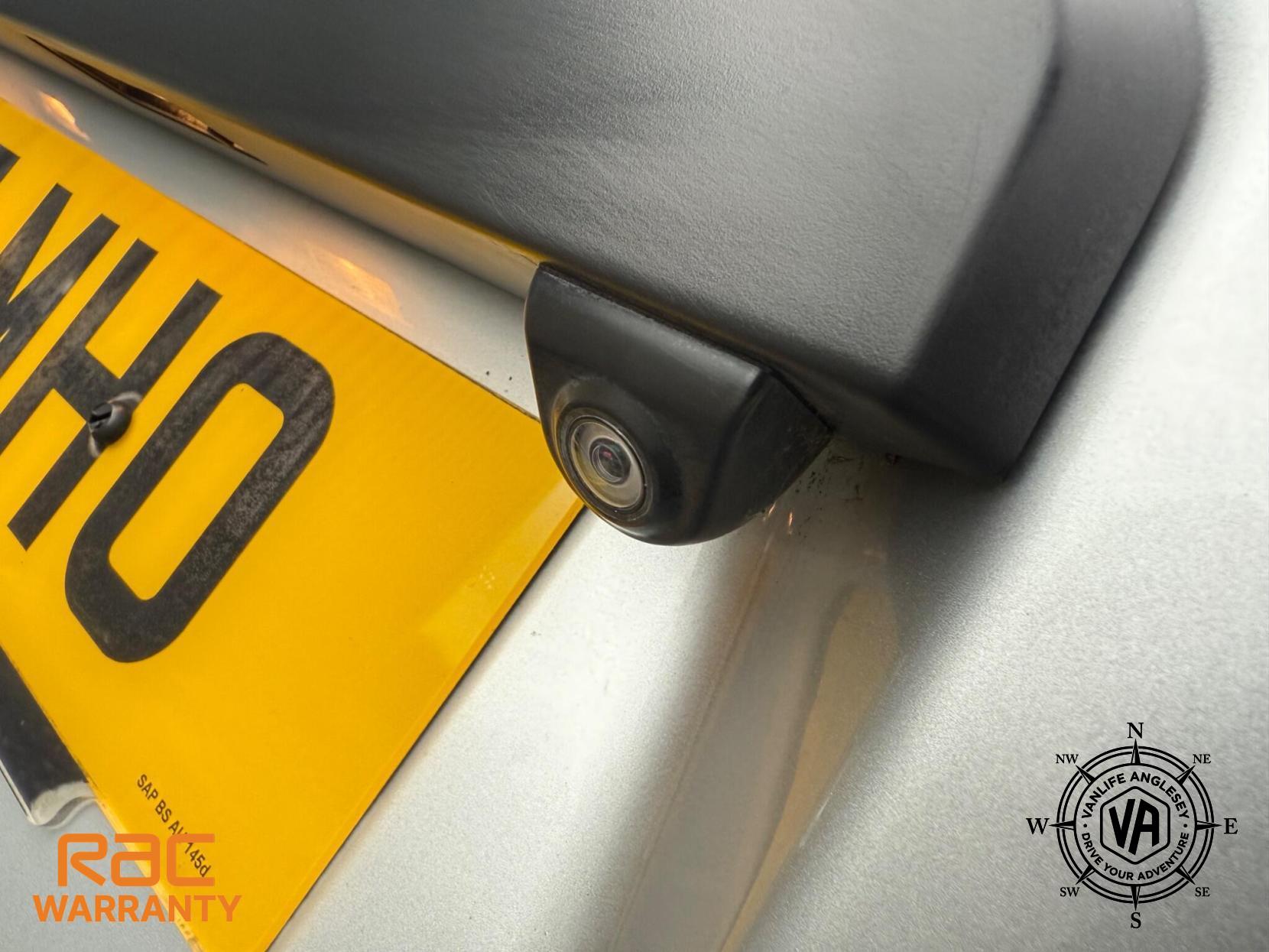 Volkswagen Crafter 2.0 FWD 2.0 TDI 140 LWB Panel Van