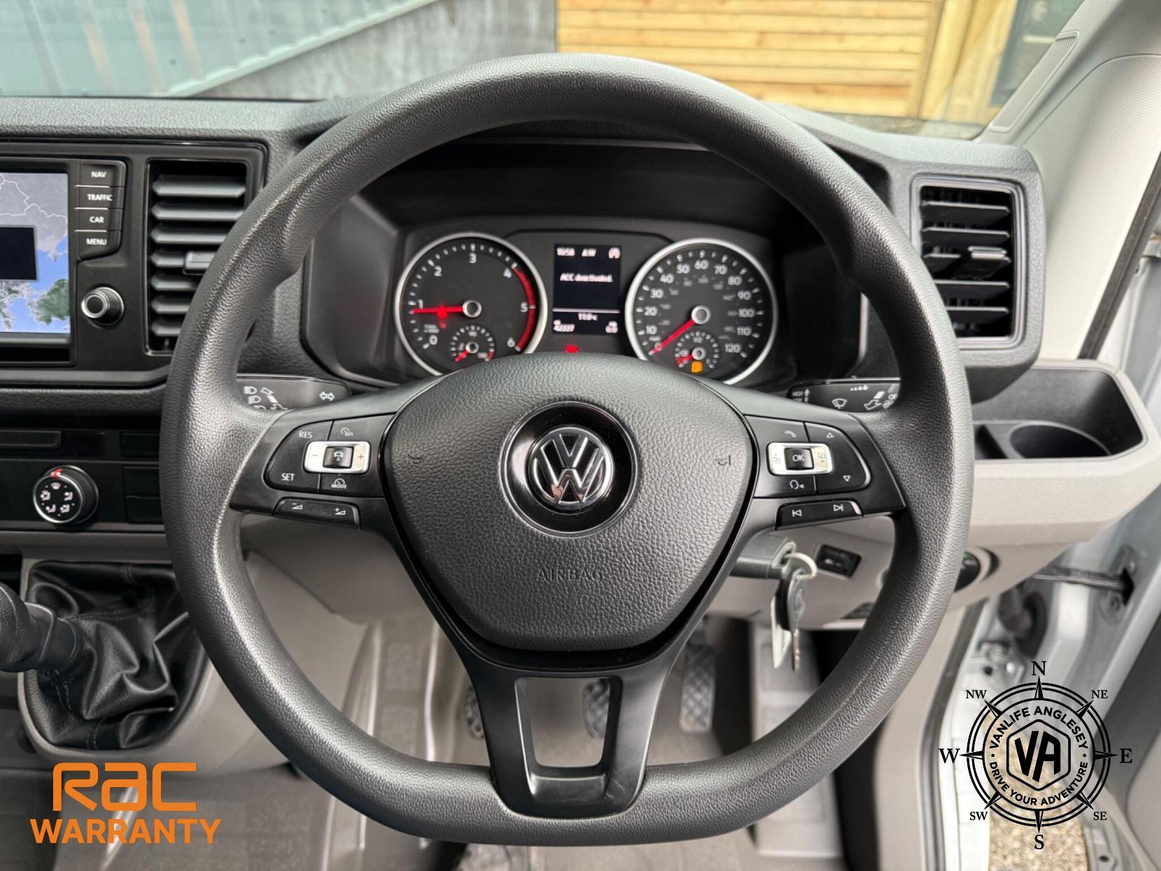 Volkswagen Crafter 2.0 FWD 2.0 TDI 140 LWB Panel Van