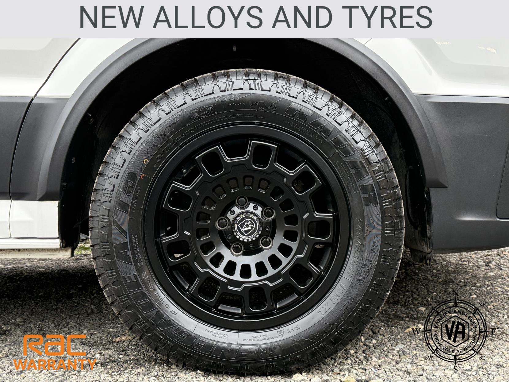 Volkswagen Campervan Diesel heater-toilet-sink hob-fix bed-wardrobe-overhead lockers 