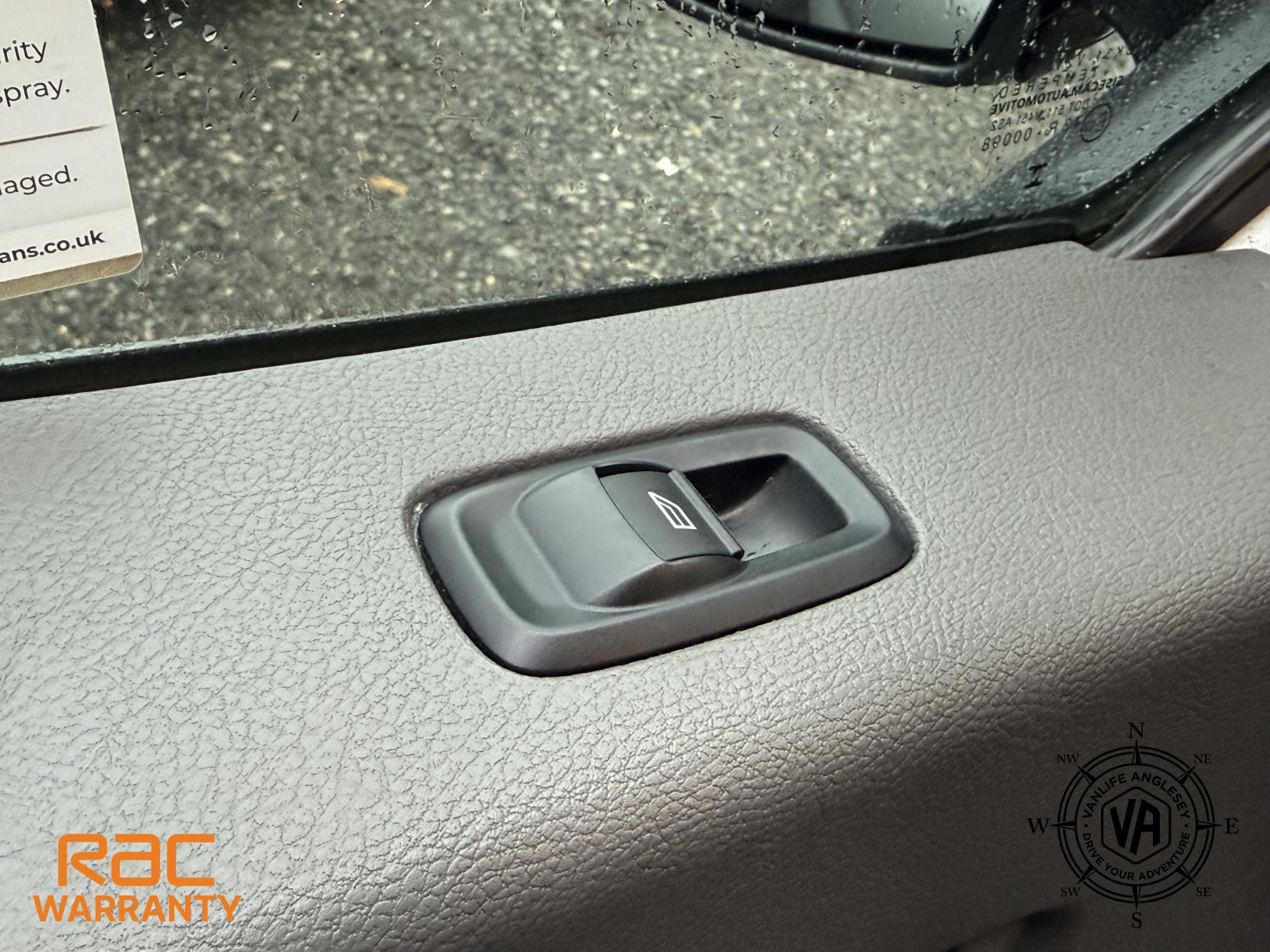 Ford Transit Leader RWD L3 H2 (130ps) Mobile workshop with power inverter 2.0 350 EcoBlue HD Leader Panel Van 5dr Diesel Manual RWD L3 H2 Euro 6 (s/s) (130 ps)