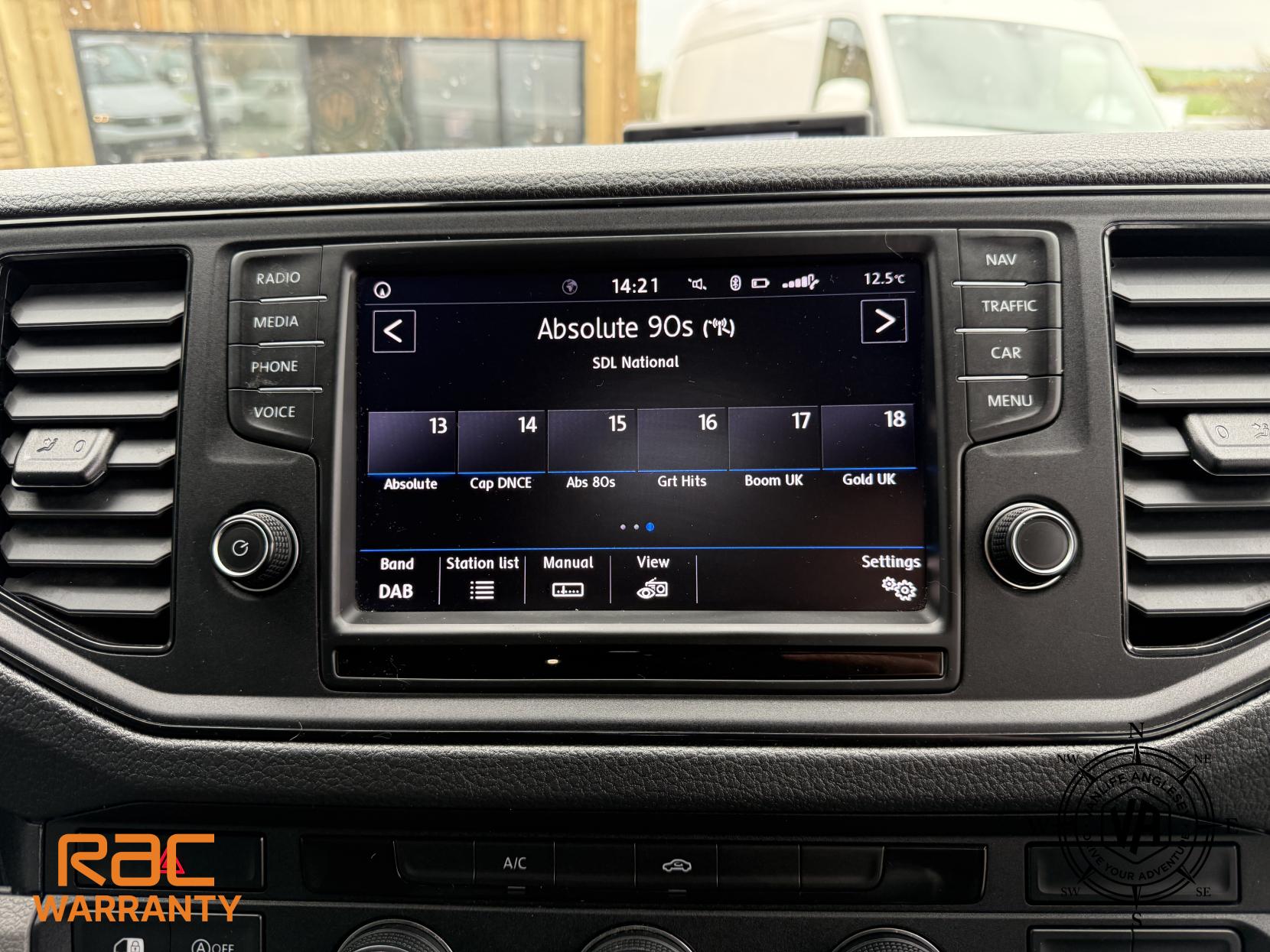 Volkswagen Crafter 2.0 TDI CR35 BlueMotion Tech Trendline Panel Van 5dr Diesel Manual FWD MWB High Roof Euro 6 (s/s) (140 ps)