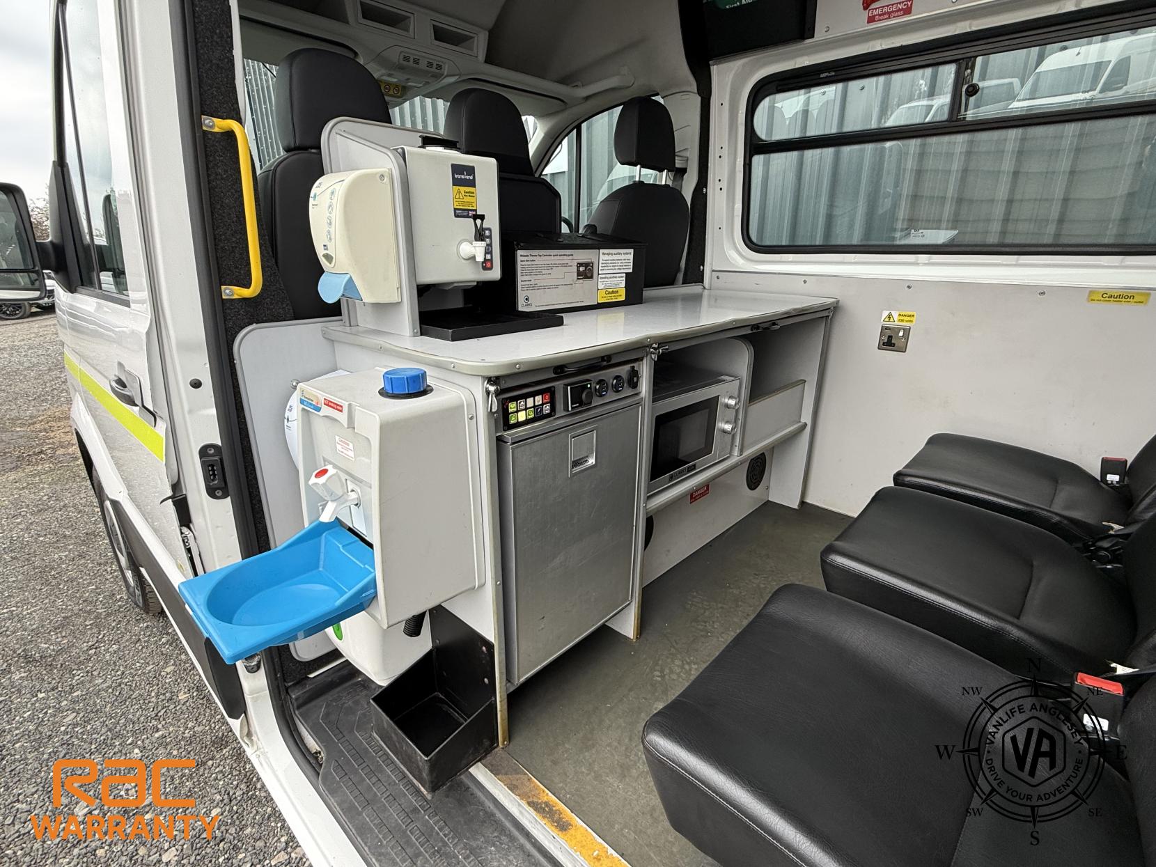 Volkswagen Crafter 2.0 TDI CR35 BlueMotion Tech Trendline Panel Van 5dr Diesel Manual FWD MWB High Roof Euro 6 (s/s) (140 ps)