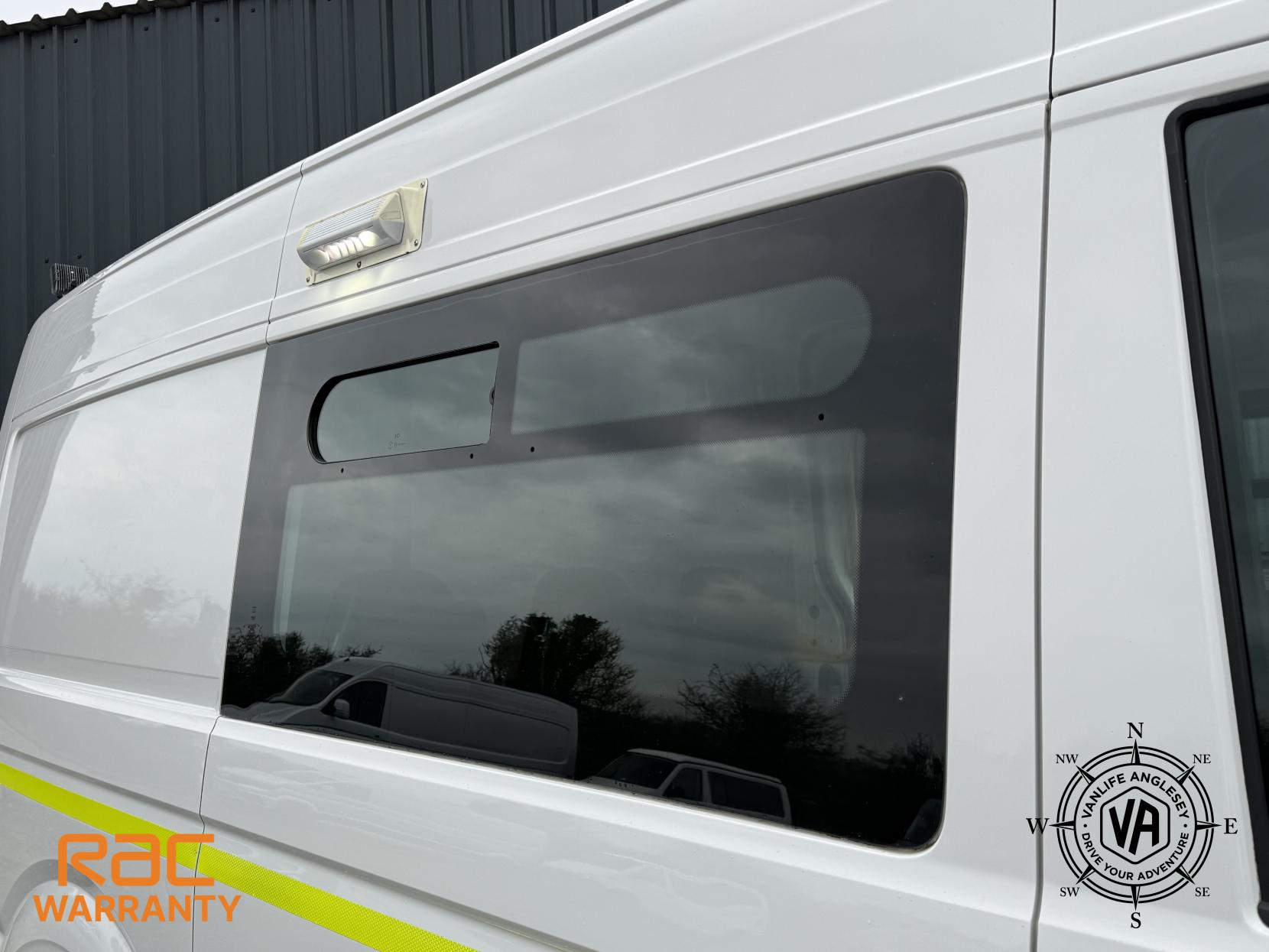 Volkswagen Crafter 2.0 TDI CR35 BlueMotion Tech Trendline Panel Van 5dr Diesel Manual FWD MWB High Roof Euro 6 (s/s) (140 ps)