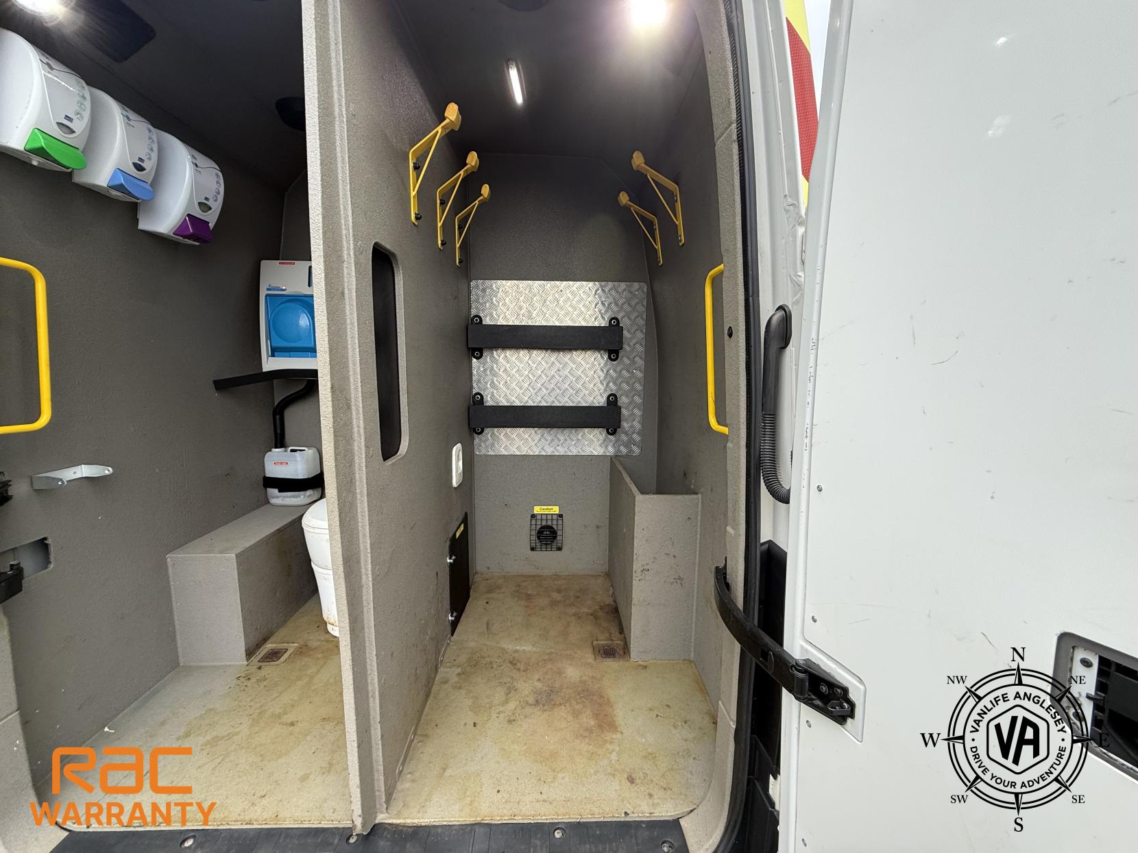 Volkswagen Crafter 2.0 TDI CR35 BlueMotion Tech Trendline Panel Van 5dr Diesel Manual FWD MWB High Roof Euro 6 (s/s) (140 ps)