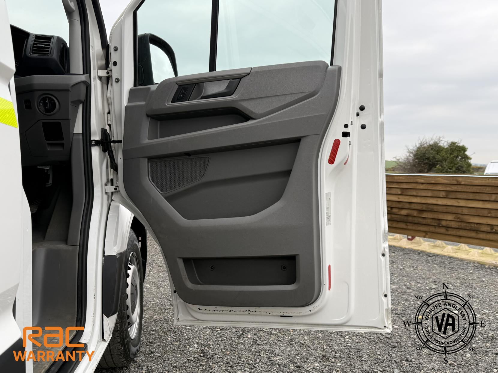 Volkswagen Crafter 2.0 TDI CR35 BlueMotion Tech Trendline Panel Van 5dr Diesel Manual FWD MWB High Roof Euro 6 (s/s) (140 ps)