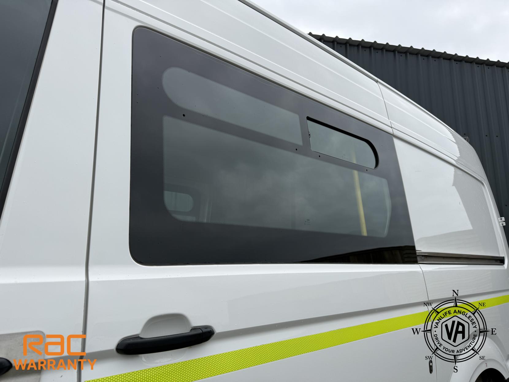 Volkswagen Crafter 2.0 TDI CR35 BlueMotion Tech Trendline Panel Van 5dr Diesel Manual FWD MWB High Roof Euro 6 (s/s) (140 ps)