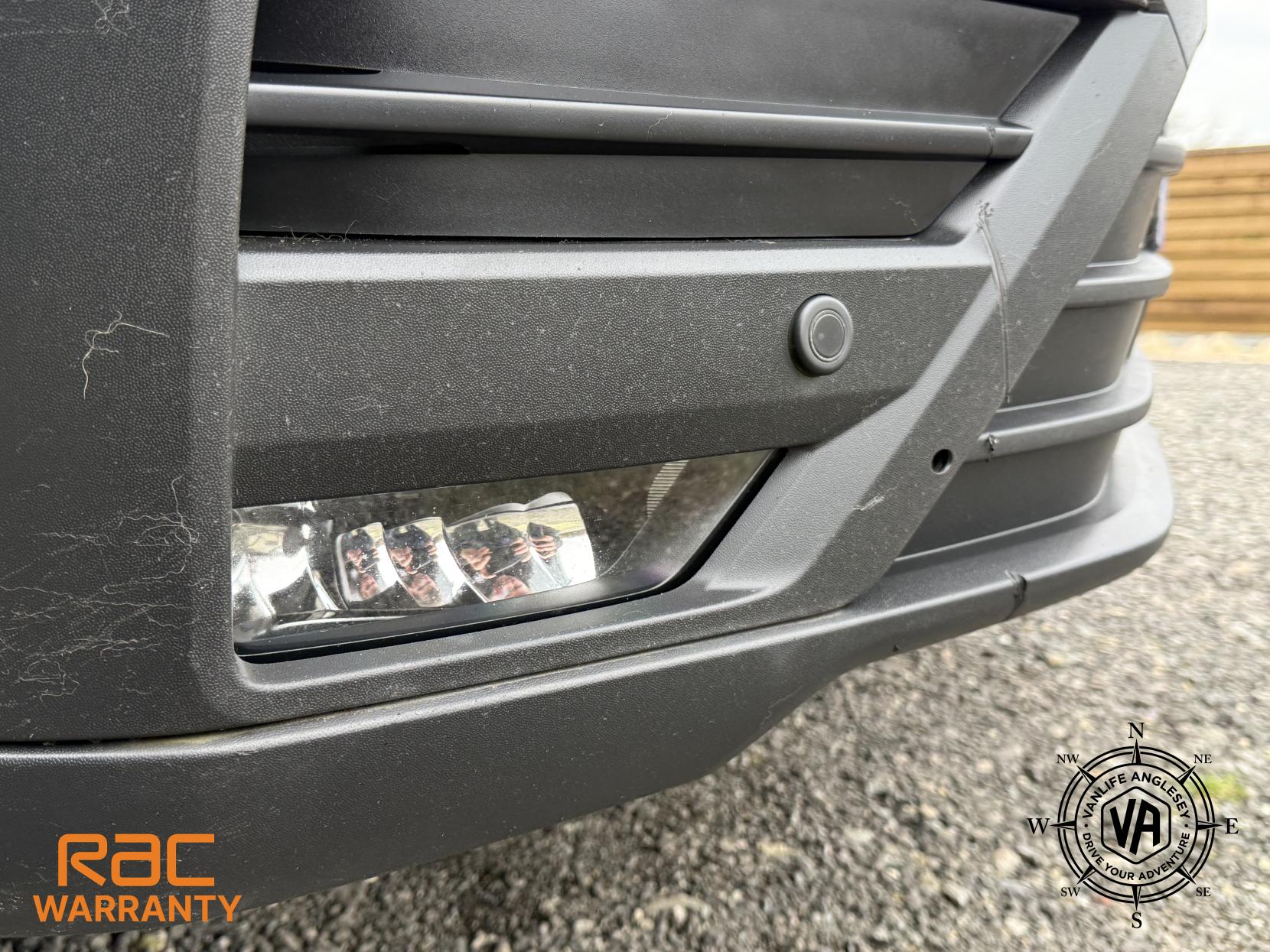 Volkswagen Crafter 2.0 TDI CR35 BlueMotion Tech Trendline Panel Van 5dr Diesel Manual FWD MWB High Roof Euro 6 (s/s) (140 ps)