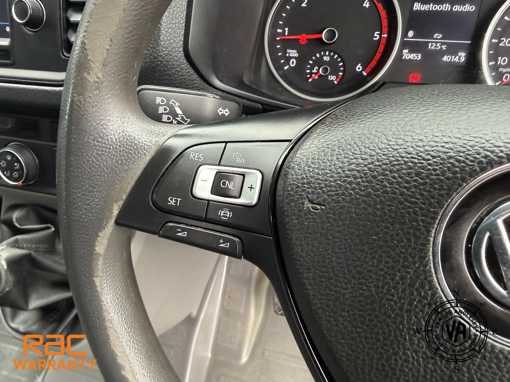 Volkswagen Crafter 2.0 TDI CR35 BlueMotion Tech Trendline Panel Van 5dr Diesel Manual FWD MWB High Roof Euro 6 (s/s) (140 ps)