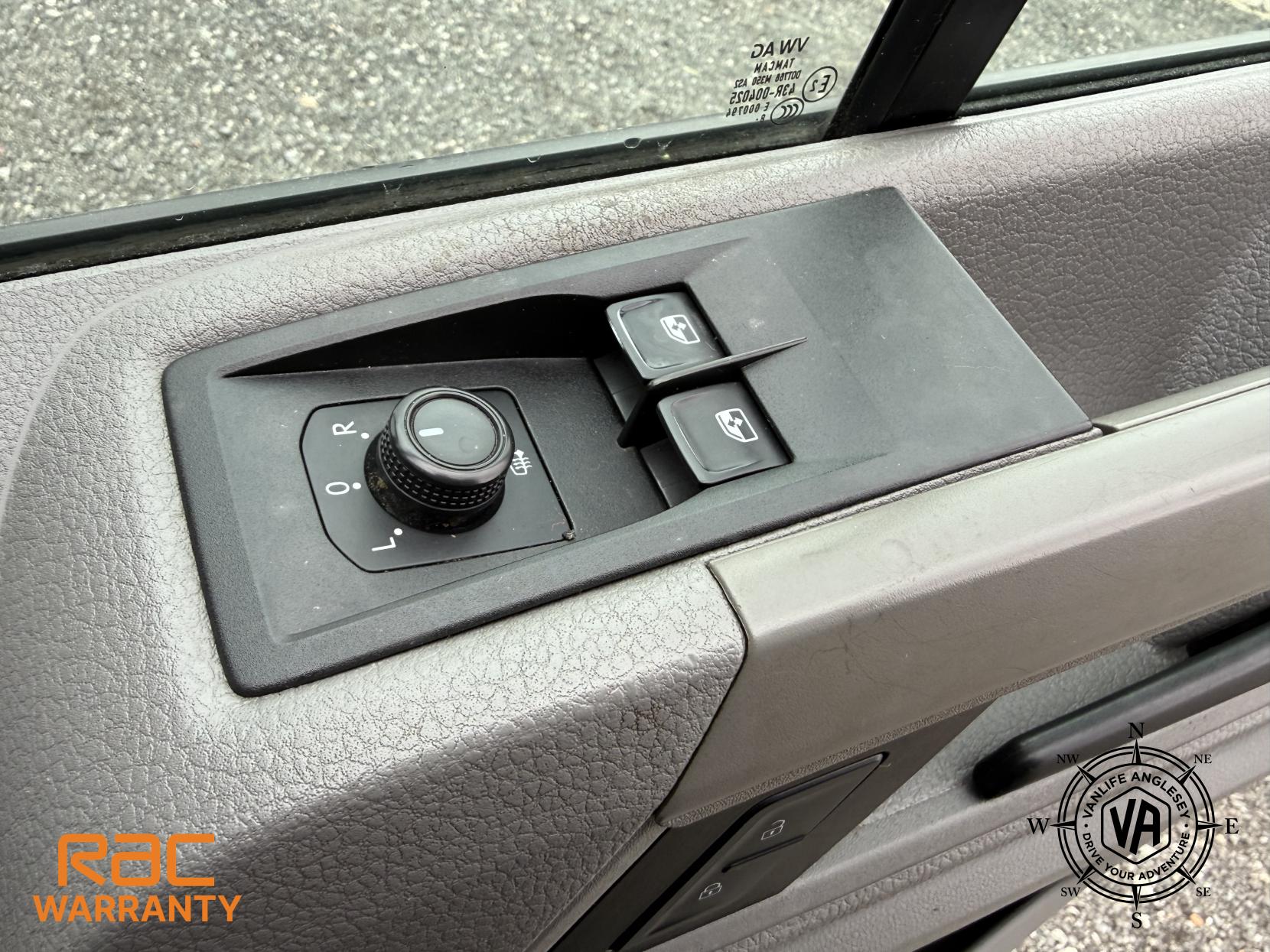 Volkswagen Crafter 2.0 TDI CR35 BlueMotion Tech Trendline Panel Van 5dr Diesel Manual FWD MWB High Roof Euro 6 (s/s) (140 ps)