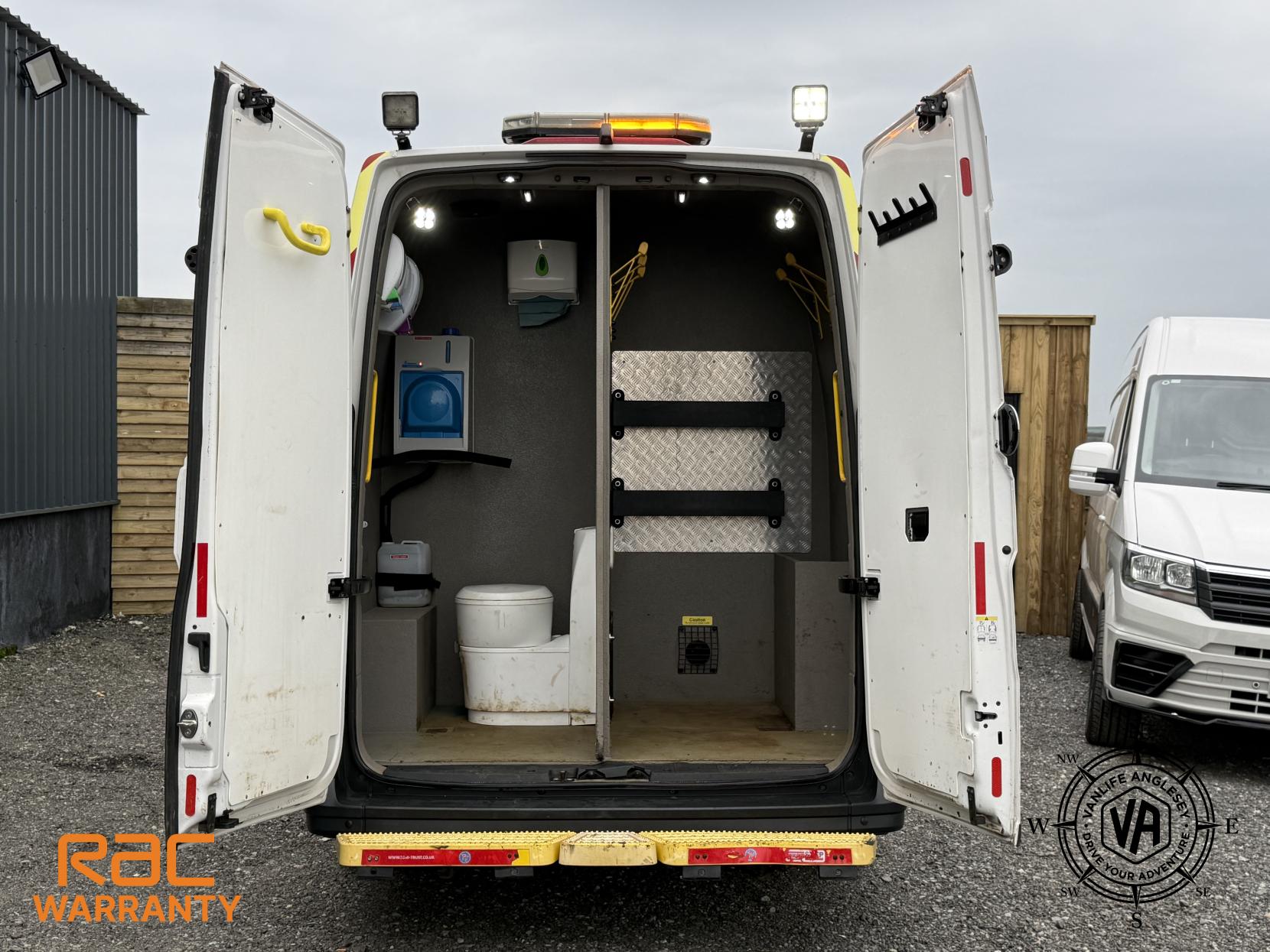 Volkswagen Crafter 2.0 TDI CR35 BlueMotion Tech Trendline Panel Van 5dr Diesel Manual FWD MWB High Roof Euro 6 (s/s) (140 ps)