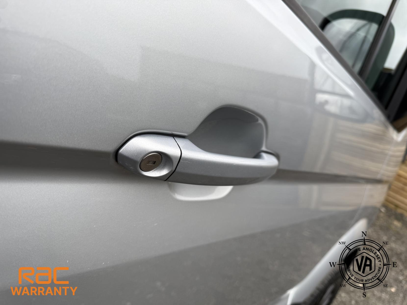 Volkswagen Crafter 2.0 TDI CR35 Trendline Panel Van 5dr Diesel Manual FWD LWB High Roof Euro 6 (s/s) (177 ps)