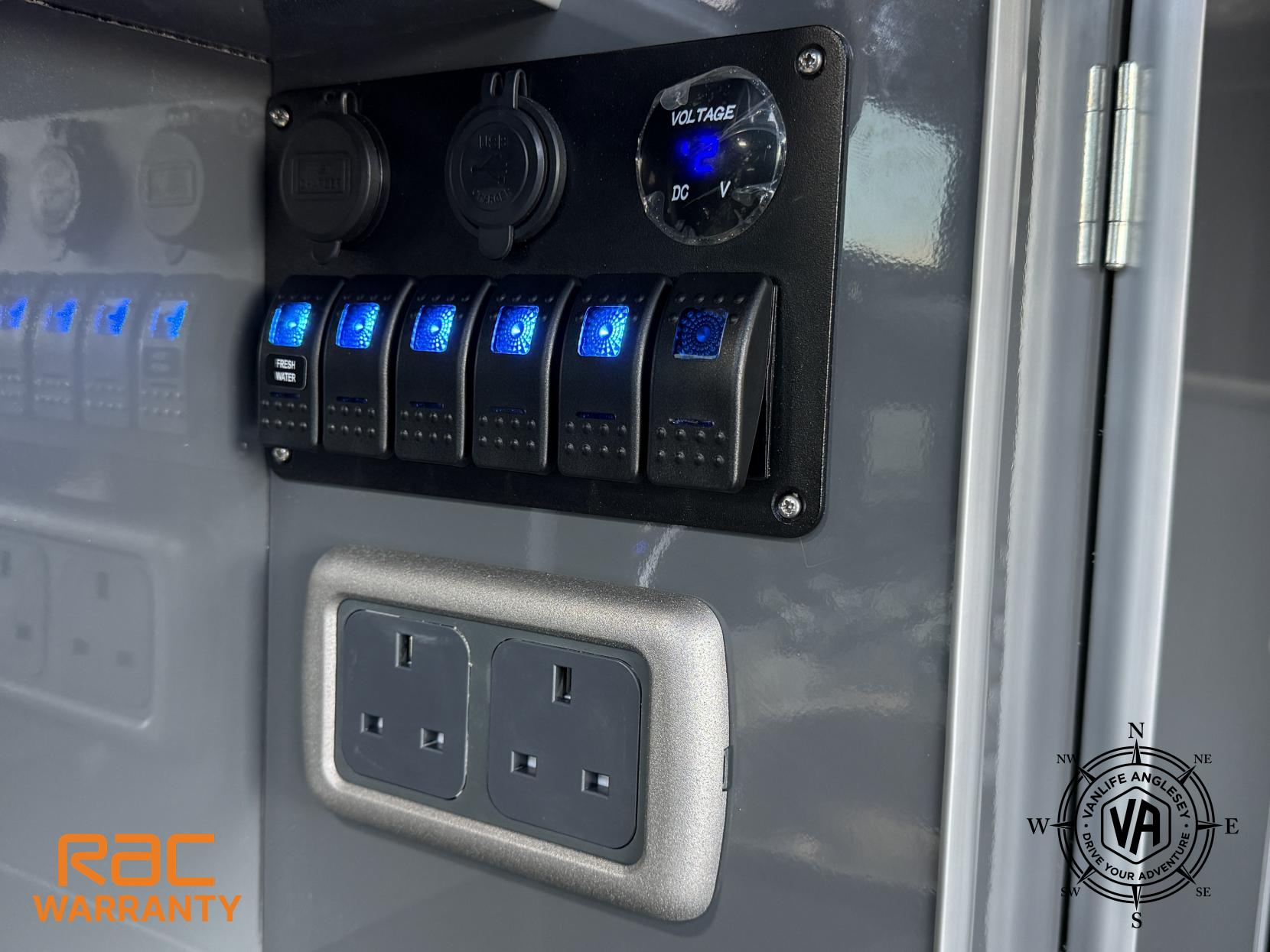 Volkswagen Transporter Brand new conversion PURE GRAY 2.0