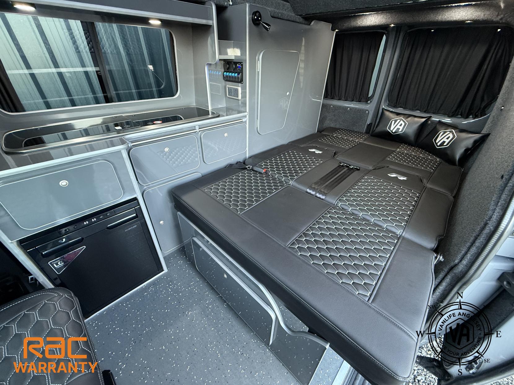 Volkswagen Transporter Brand new conversion PURE GRAY 2.0