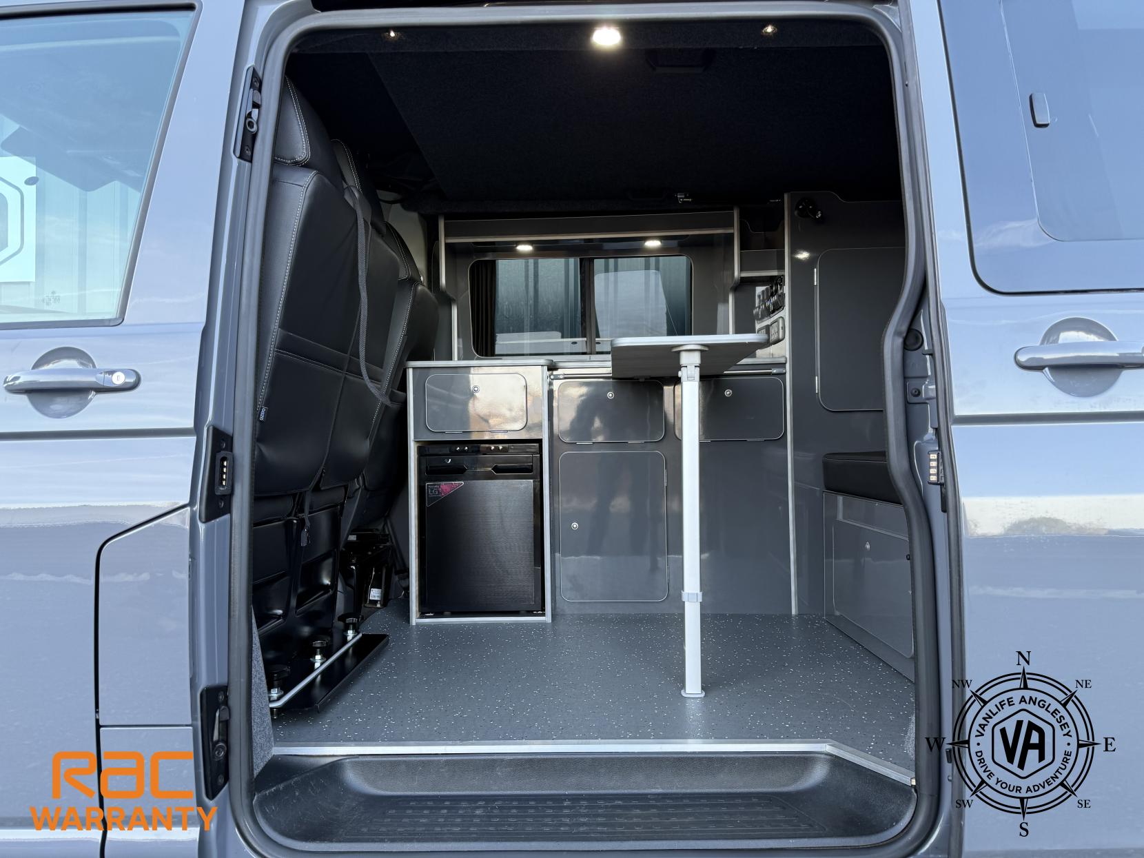 Volkswagen Transporter Brand new conversion PURE GRAY 2.0