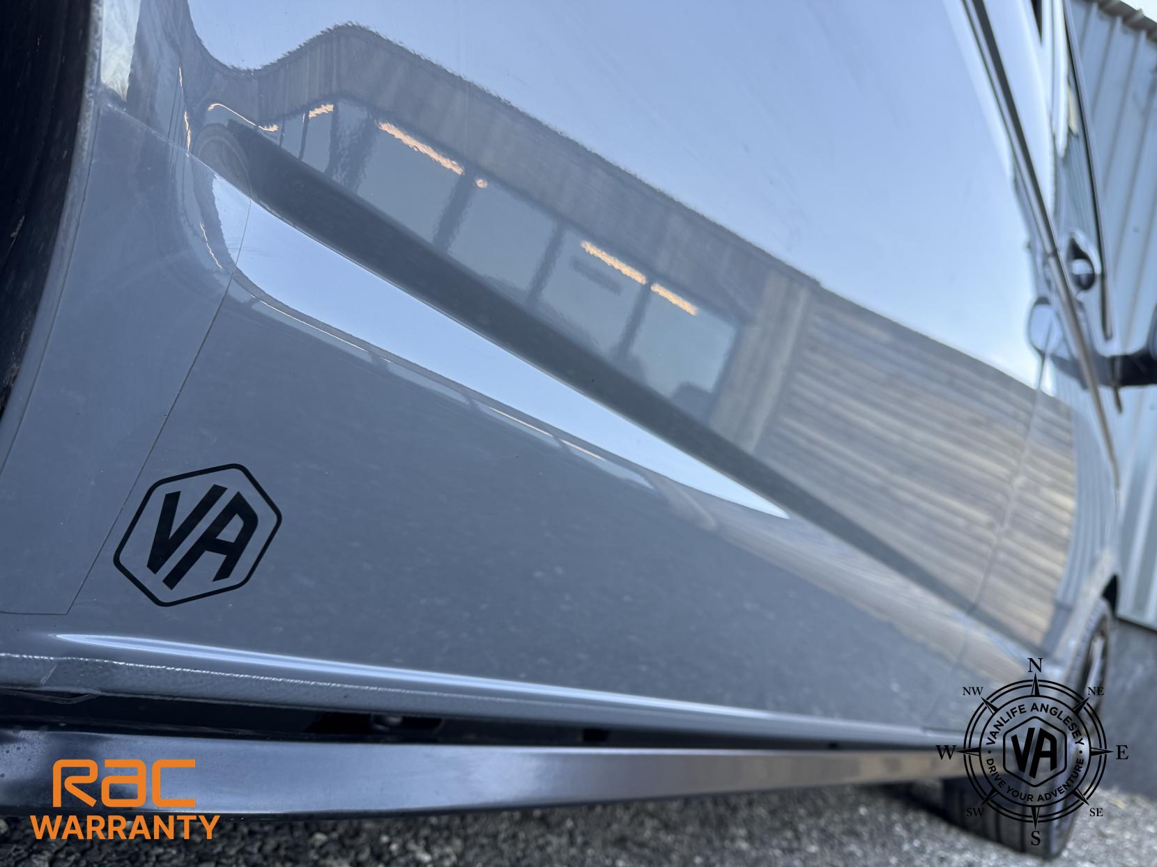 Volkswagen Transporter Brand new conversion PURE GRAY 2.0